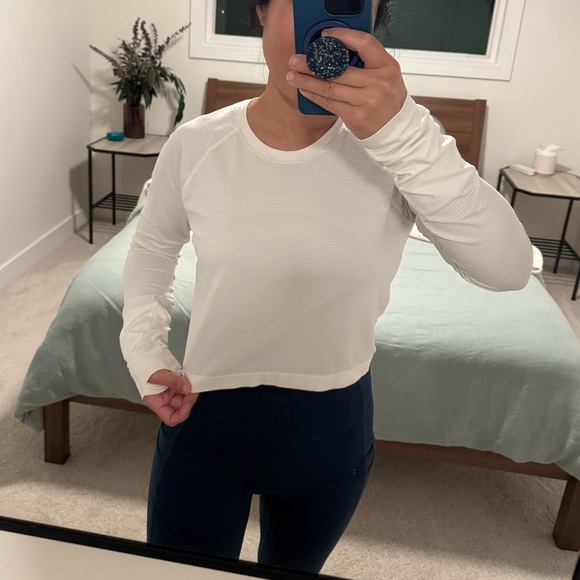 Lululemon Swiftly Tech White Long Sleeve Waist Length Shirt Top (size 12) - Picture 2 of 10